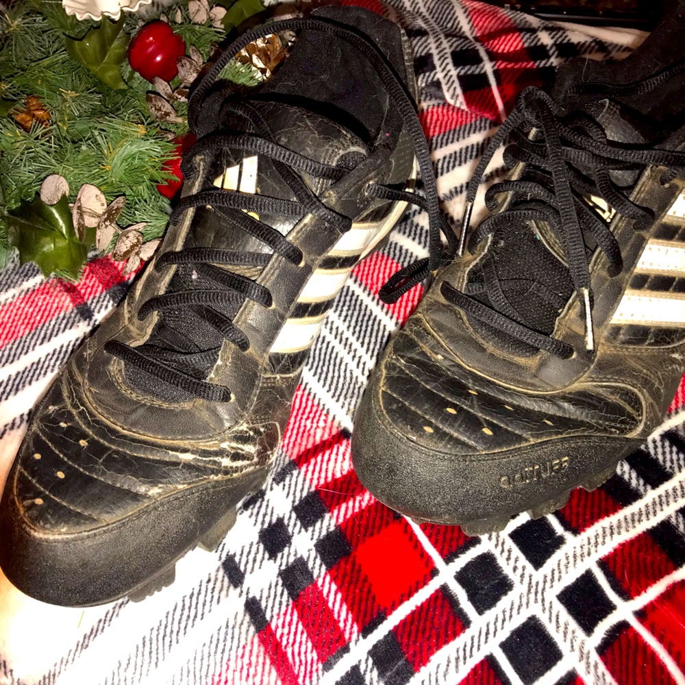 Nike cleats used and worn but in great shape.